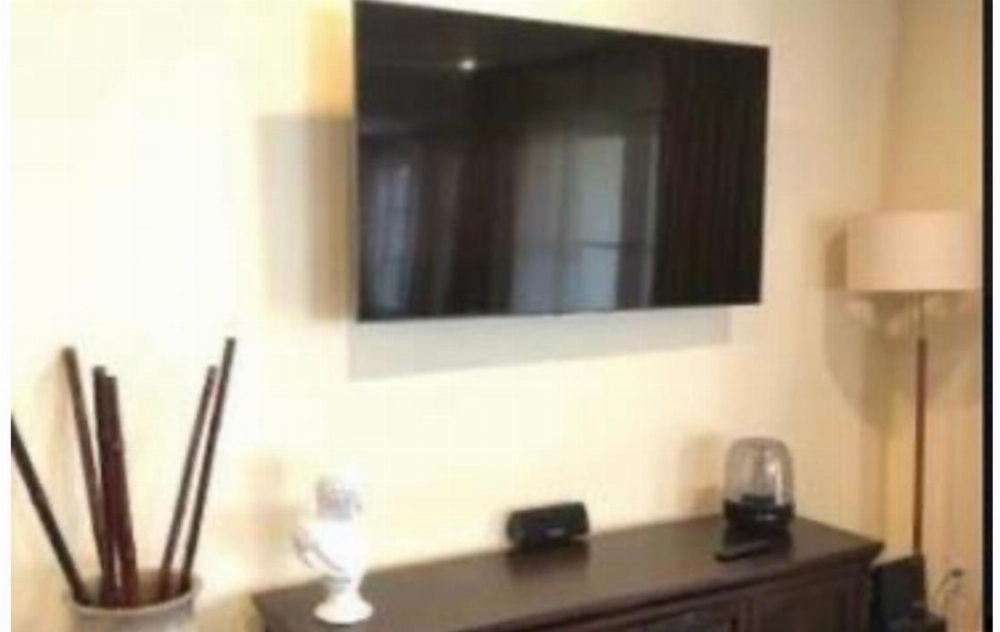 1861 Veteran Ave. #201 Main image